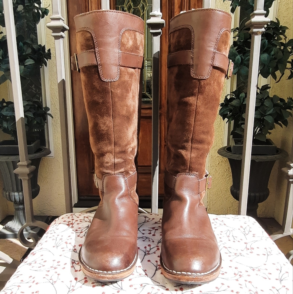 UGG Dunwich Brown Boots